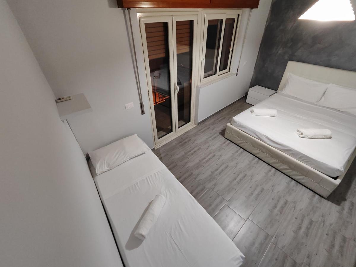 Sicily Travel Apartment'S 2 Giardini-Naxos Exterior foto